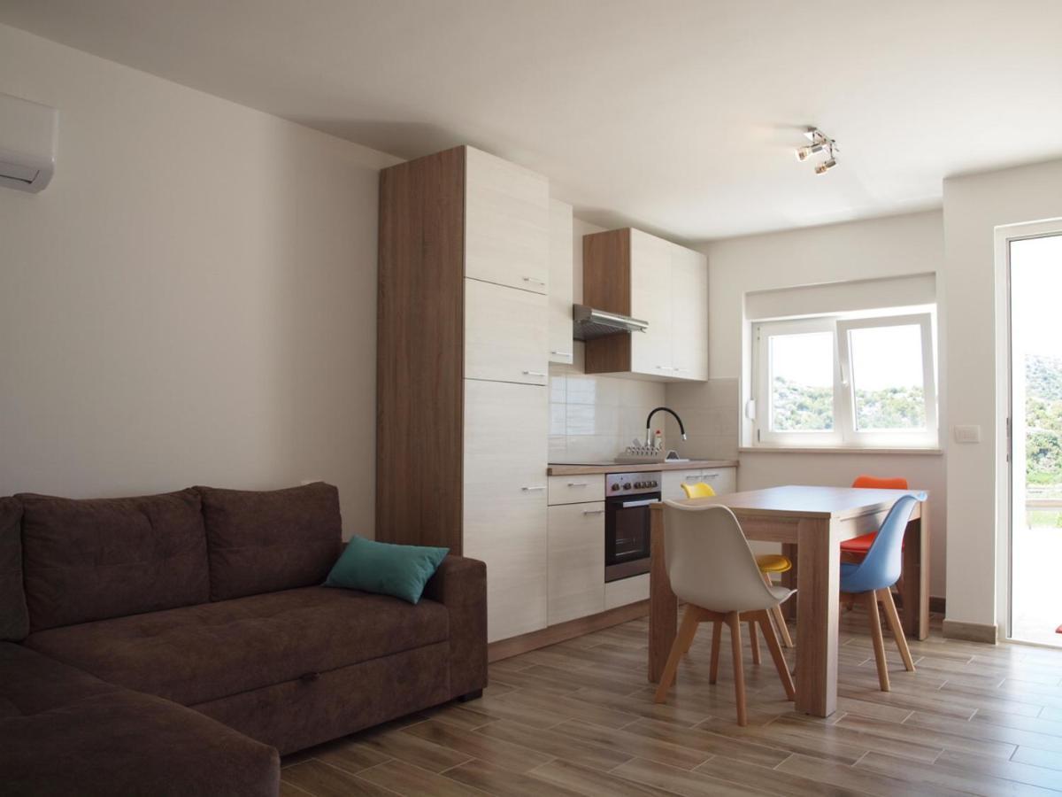 Apartman&Studio S Плоче Экстерьер фото